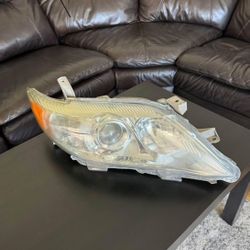 Headlight for Toyota Camry 2011 hybrid 