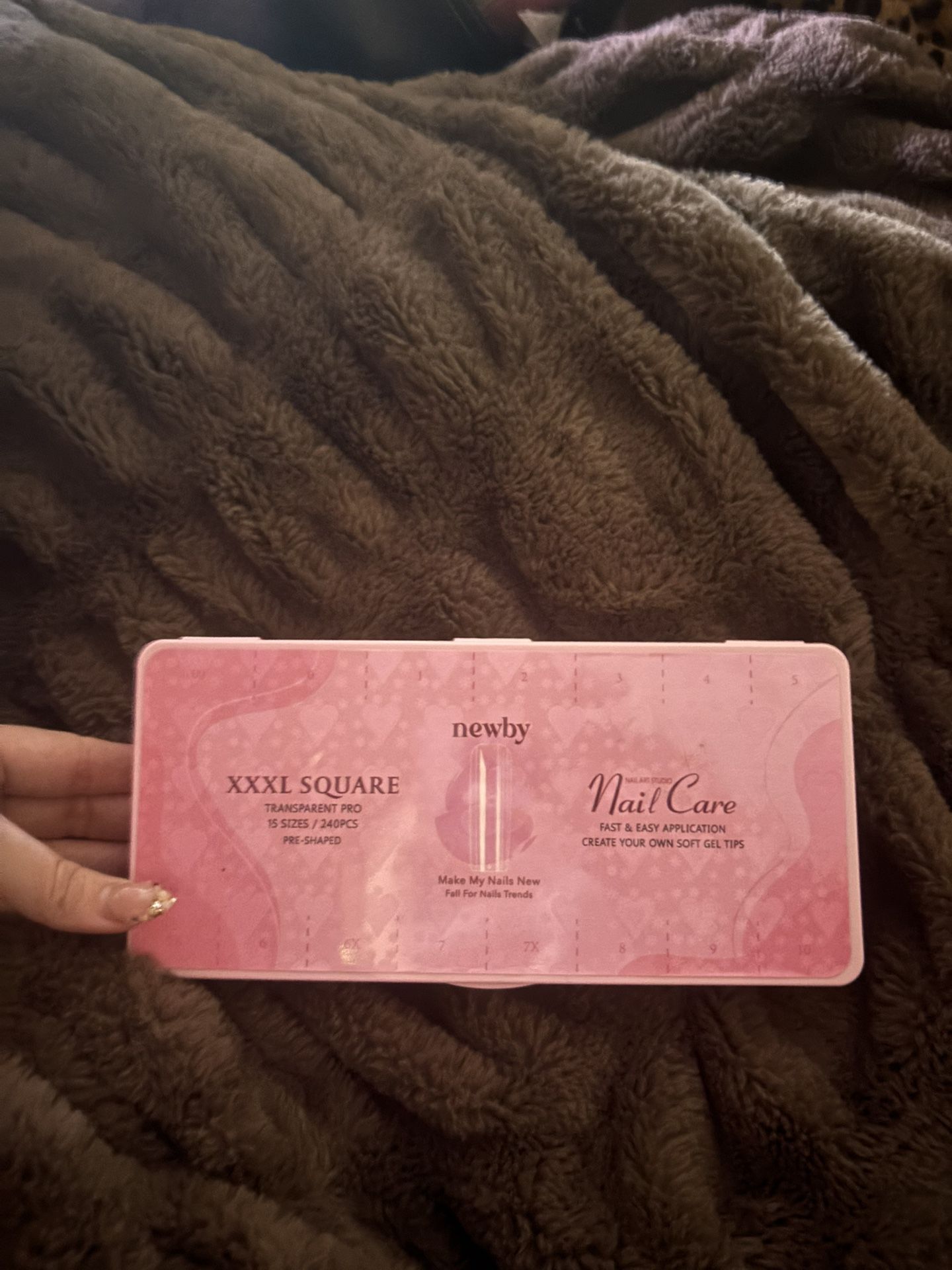 set of XXXL Square Nail Tips (240 pcs) (clear, full cover, 15 sizes, etc.).