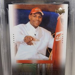 2003 UPPER DECK Lebron James #8 Rookie Set Card. GMA 8.5