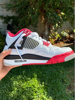 Air Jordan 4 Retro