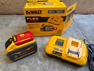 DEWALT 20V/60V MAX FLEXVOLT 9.0Ah Battery and Charger Starter Kit