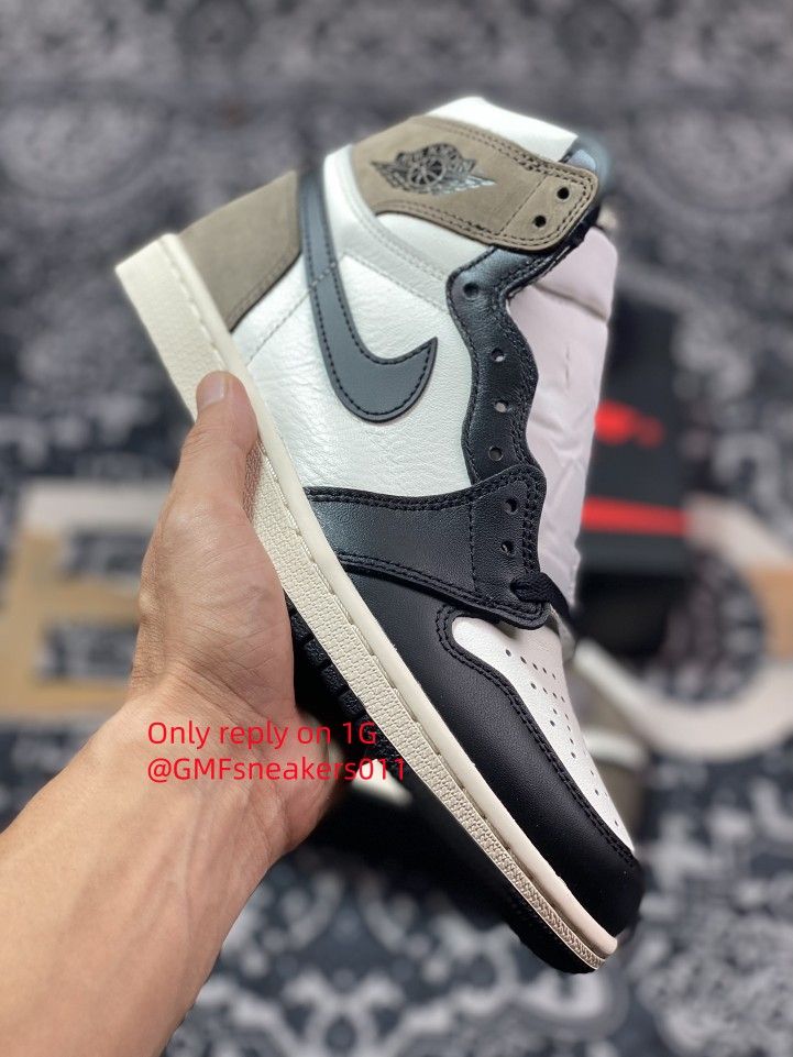 Air Jordan 1 Retro High OG 'Dark Mocha'