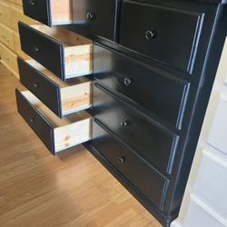 Nine Drawers Dresser 