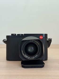 Leica Q2