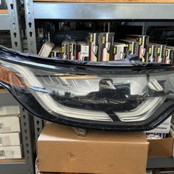 2019-2021 Land Rover Discovery Right Headlight