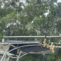 TACO MARINE GS-280 Outrigger Kit with Silver/Gold Poles