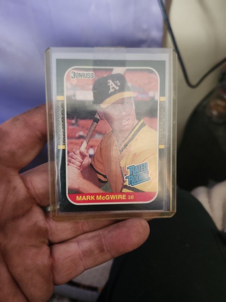 1986 MARK McGwire Rookie Card