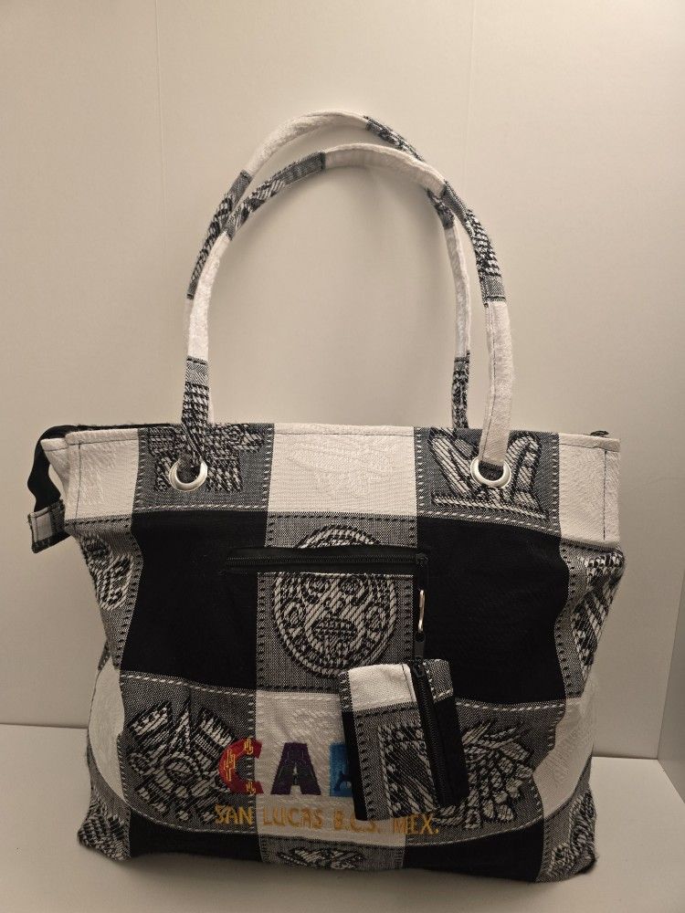 Los Cabos Mexico Whrite And Black Handbag and Coin Purse 13 x 11 x  4.5" Zip