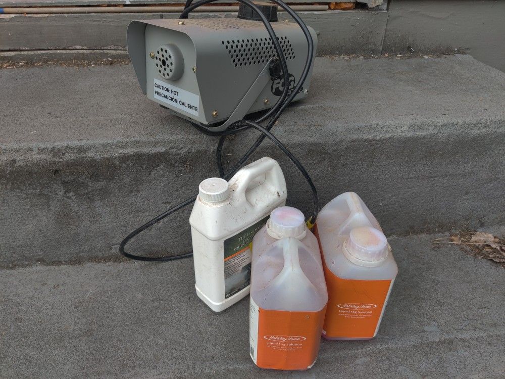 Budget Fog Machine And Solution.