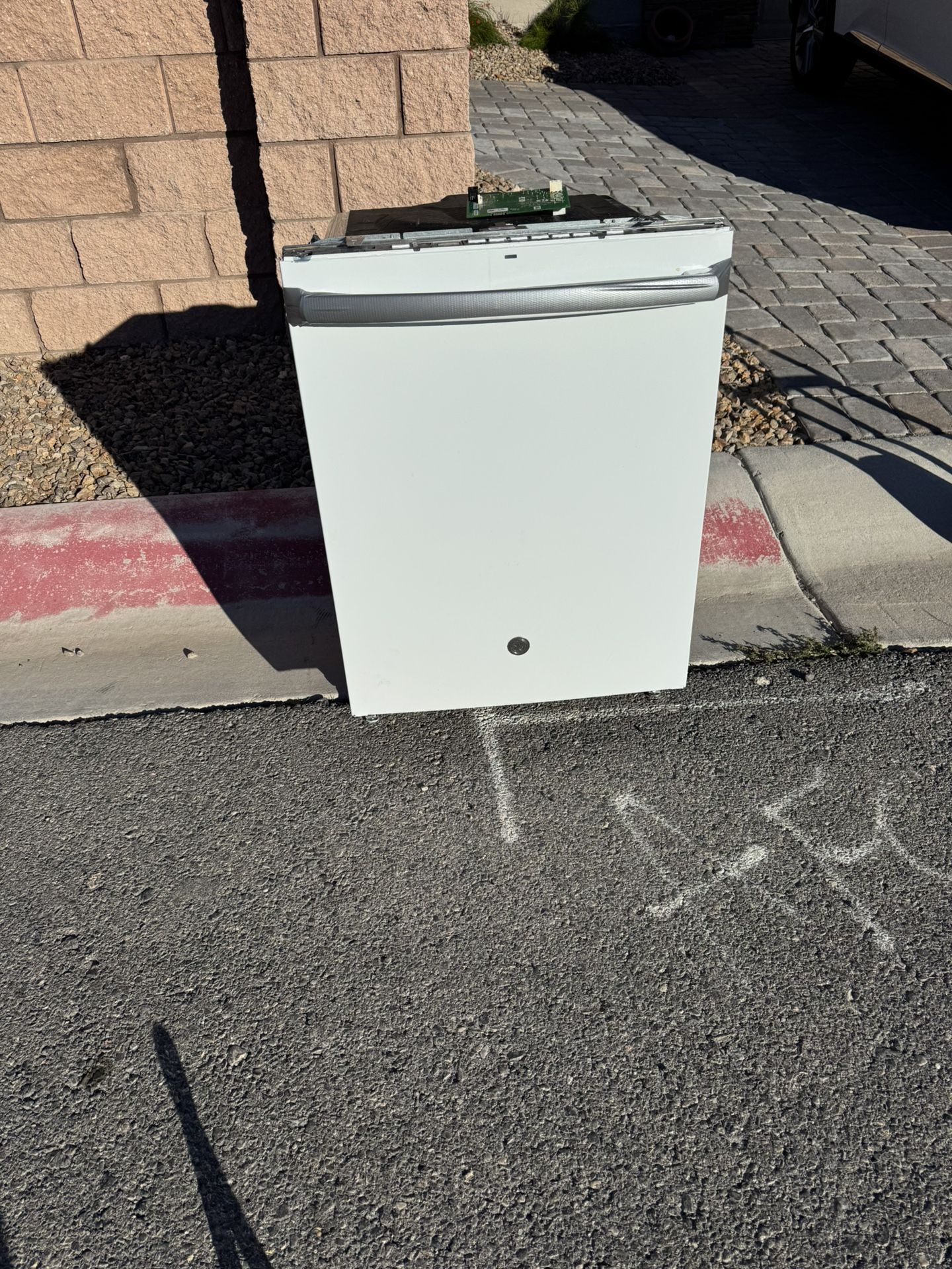 Free Dishwasher, Not Working  Ge