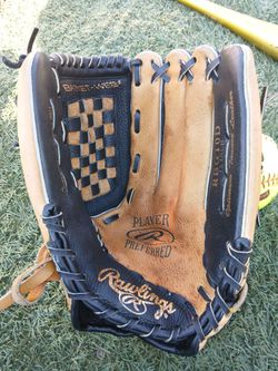 RAWLINGS  -13 - INCH  SLOW PITCH SOFTBALL GLOVE