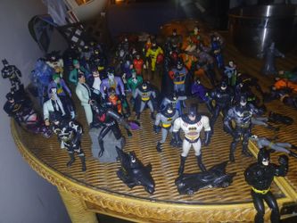 Large Lot of Batman Action Figures Collection