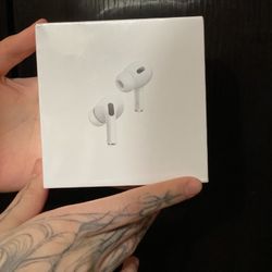 AirPod’s 2nd Gen Brand New
