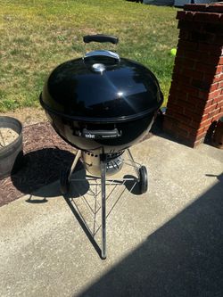 Weber Kettle Premium 22 inch Grill w/ Accessories