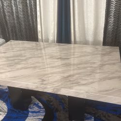 Dinner Table 