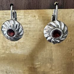 Vintage   Sterling Silver  Round  swirl  Garnet  Drop  Dainty  Dangle Earrings