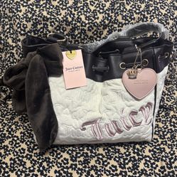 Juicy Couture Vintage Dreams Tote Daydreamer with Heart Charm