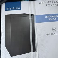 New Mini Fridge - In The box
