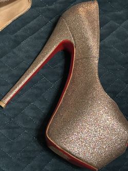 CHRISTIAN LOUBOUTIN