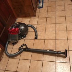 Dyson Vacuum Cleaner