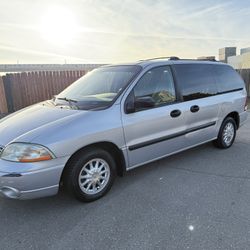 2002 Ford Windstar