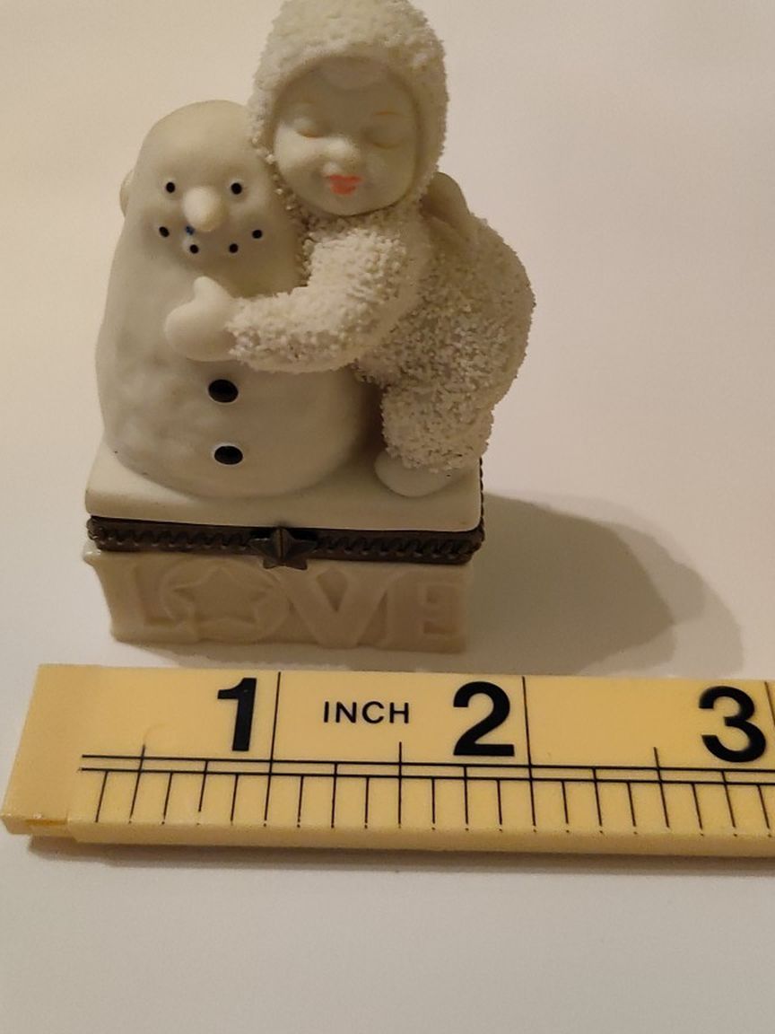 Pre-owned Department 56 Snowbabies "I Love You" Bisque Porcelain Hinged Box.