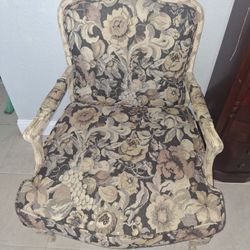 Beautiful Antique Chair In Good Conditions