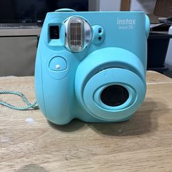 Fujifilm Instax Mini 75 Camera