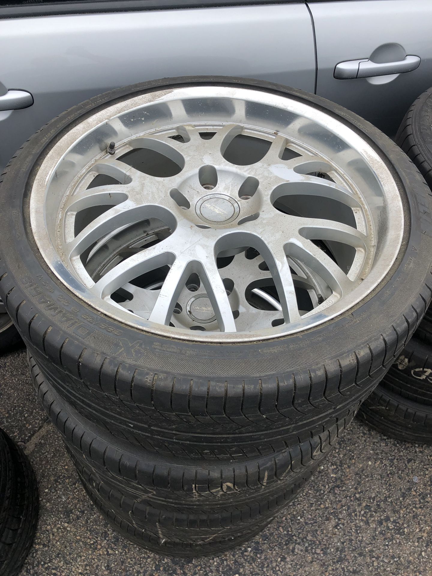 Porsche Cayenne wheels and tires.