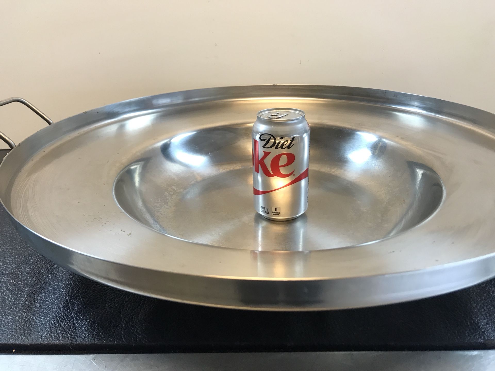 Very large 22” Ballington Comal Bola Cazo Saucepan Concave Pan in Heavy duty thick stainless steel. High quality commercial grade. Price is firm. No
