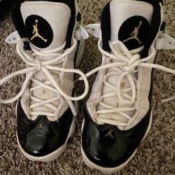 6.5 Youth Jordan’s