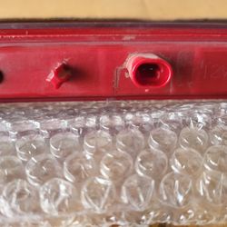 07 Cadillac Escalade 3rd Brake Light