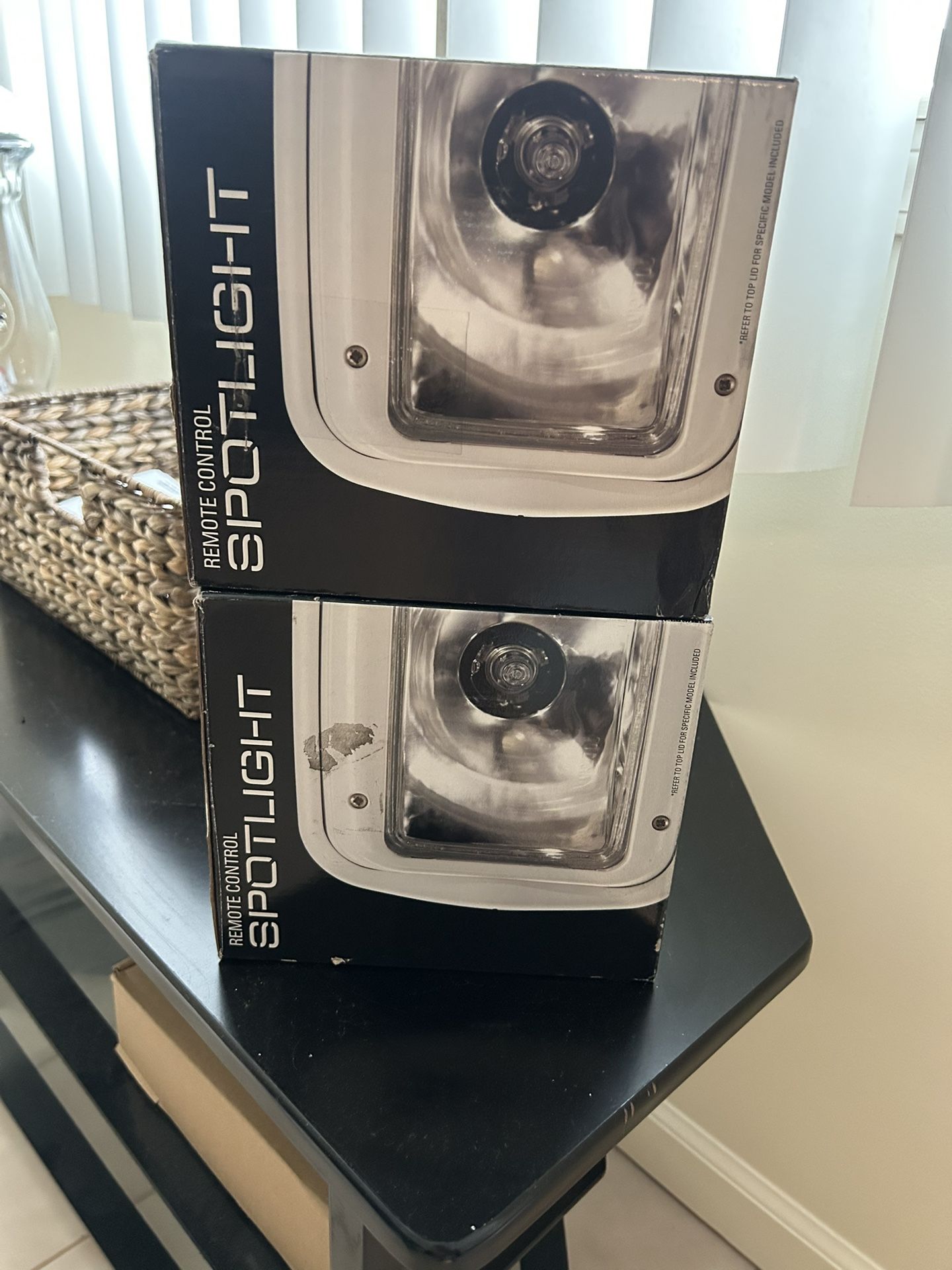 Golight Permanent Mount Searchlight Spotlight WIRELESS Remote Control 2000GT