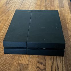 PS4 Original Has The HDMI And Power Cord Good Condition