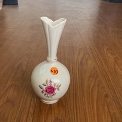 Lennox Pink Rosebud Vase