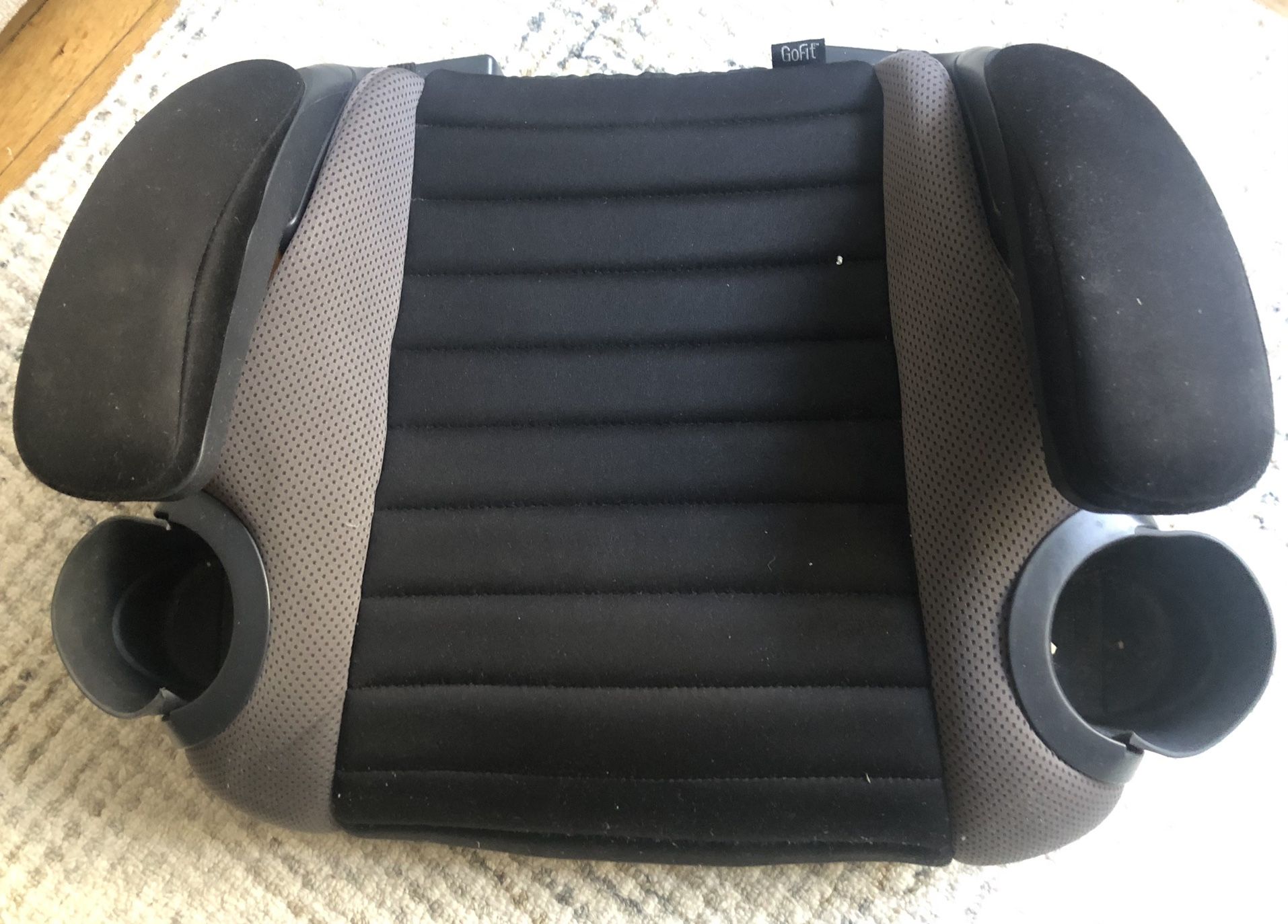 Booster seat With 2 Cup Holders
