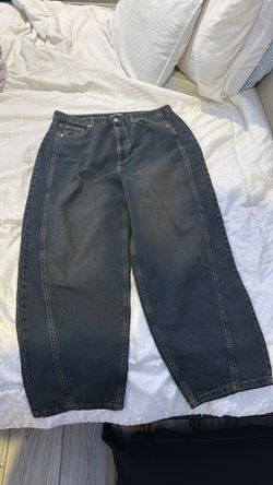 Fashion Nova baggy Jeans 