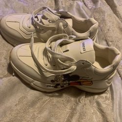 Mickey Shoes Kids Size 35