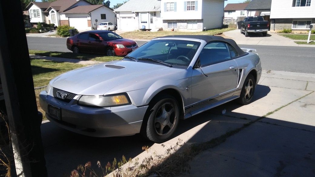 2001 Ford Mustang