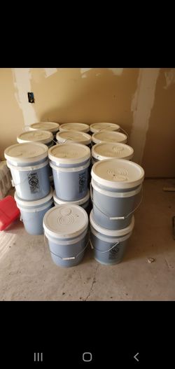 Liquid detergent 5 gallon buckets