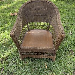 Beautiful Vintage Wood Wicker Rattan Chair Excellent Condition