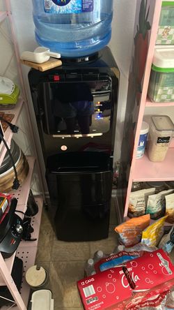 Water Cooler & Ice Maker