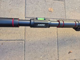 Adking Tripod with Built-In Bubble Level