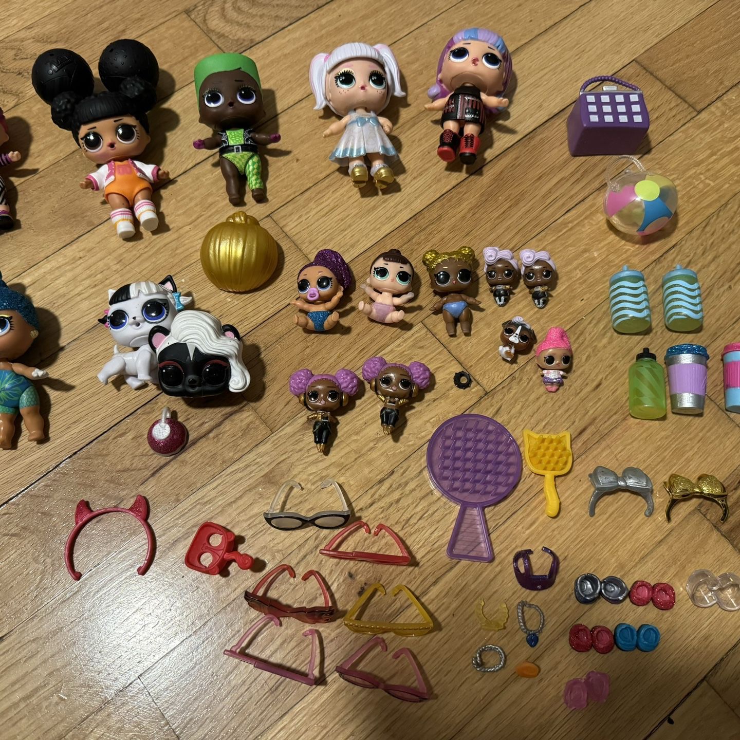 Lol dolls accessories empty cases and more All for $30