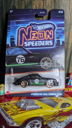 HOT WHEELS NEON SPEEDERS PORSCHE 934 TURBO RSR 6/8 .
