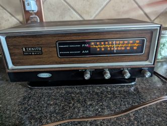 Vintage Zenith Radio 