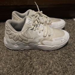 Puma MB.01 MB1 Low Triple White Silver Gs Sz 5y (9.5M)