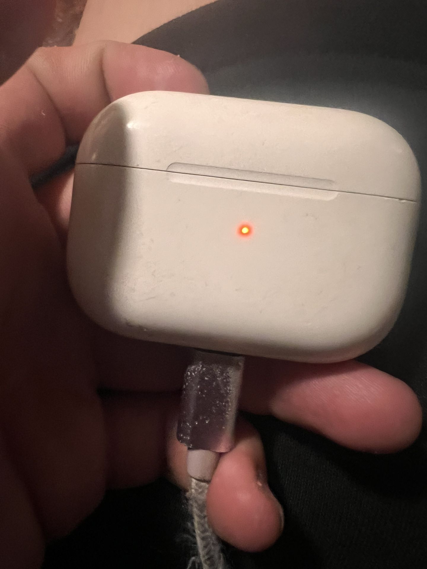 AirPod pro Gen 3 CHARGING CASE