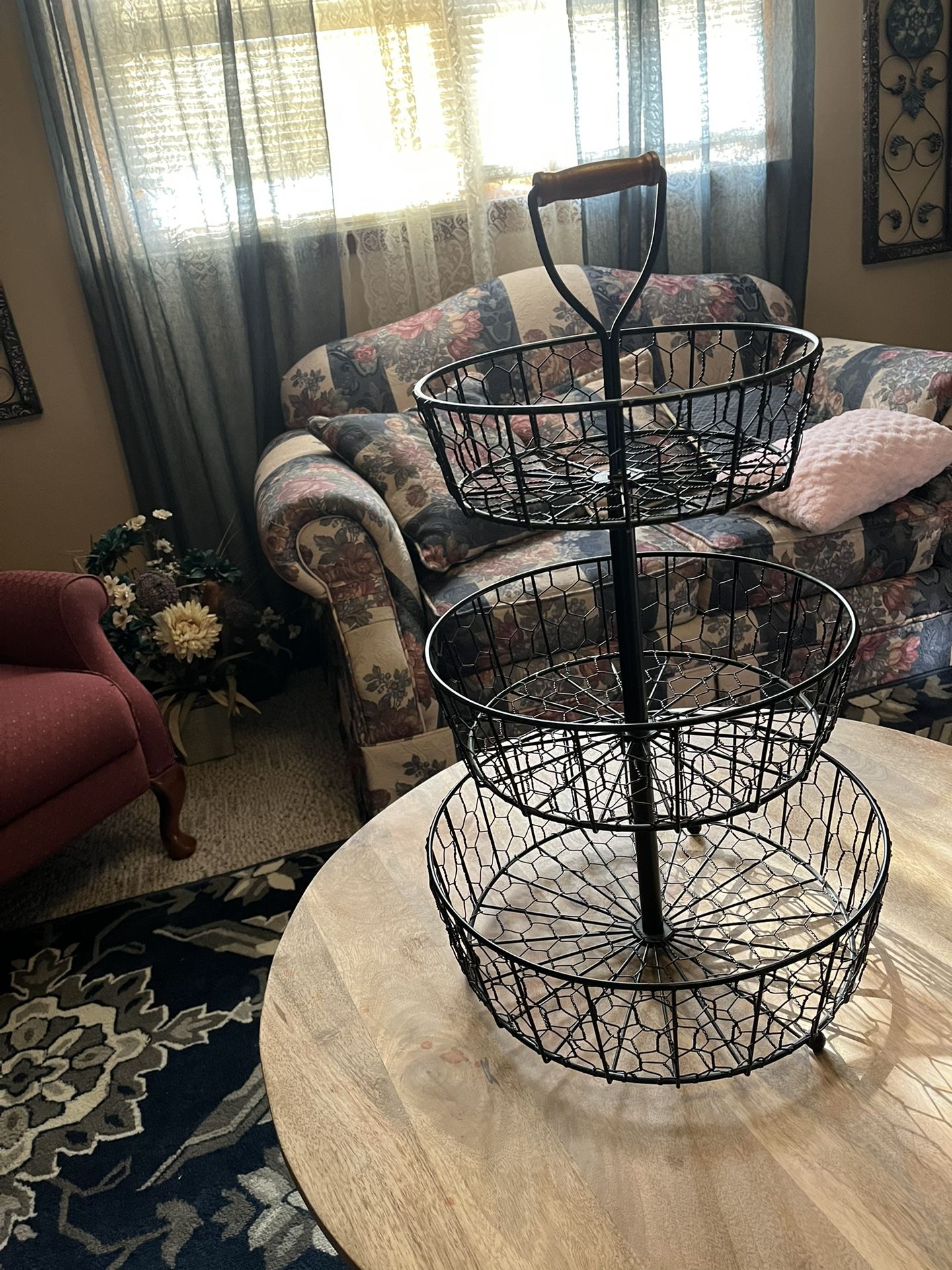 Gorgeous Large 3 Tiered Wire Basket Stand