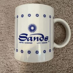 Vintage Sands Hotel Coffee/Tea Mug
